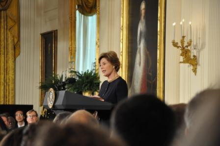 : Laura Bush introducing the Honorees